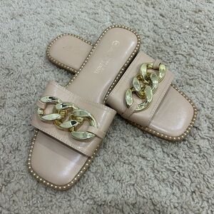 Nude/Gold Sandals